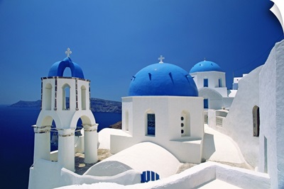 Oia in spring, Santorini, Cyclades, Greek Islands, Greece, Europe