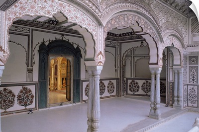 Painted walls of a covered verandah, Kuchaman Fort, India