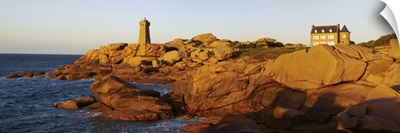 Pointe de Squewel and Mean Ruz Lighthouse, Brittany, France