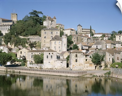 Puy d'Eveque and River Lot, Lot, Aquitaine, France