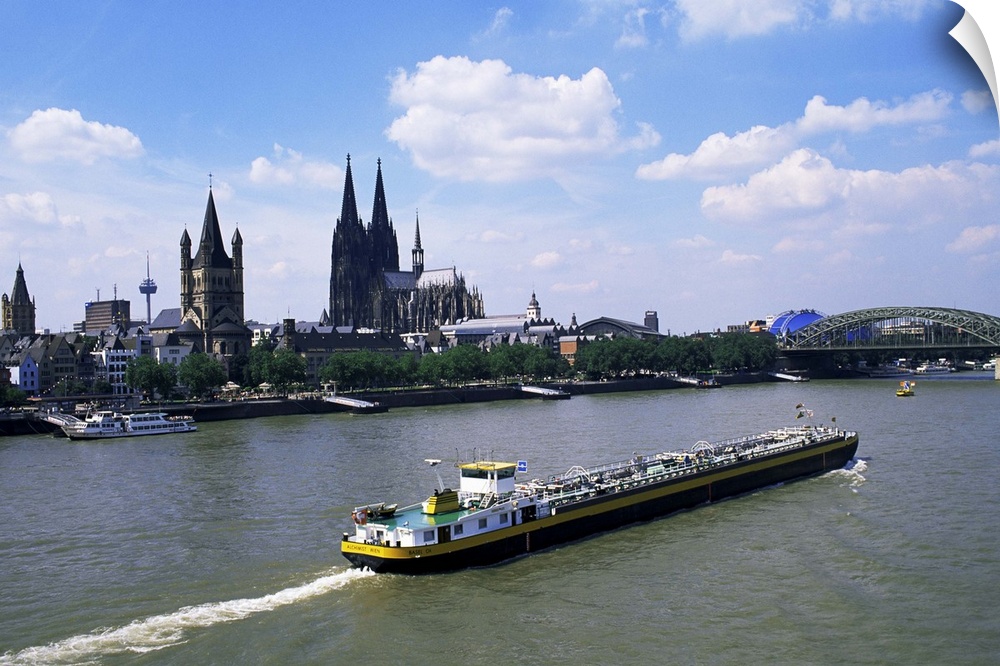 River Rhine and Cologne (Koln), North Rhine-Westphalia, Germany, Europe