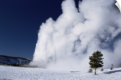 Winter eruption, Old Faithful geyser, Yellowstone National Park, Wyoming, USA
