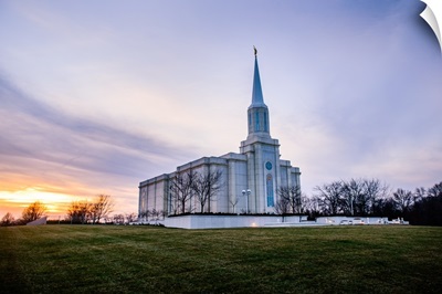 St. Louis Missouri Temple, Left Side at Sunset, Town and Country, Missouri