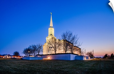 St. Louis Missouri Temple, Right Corner, Town and Country, Missouri