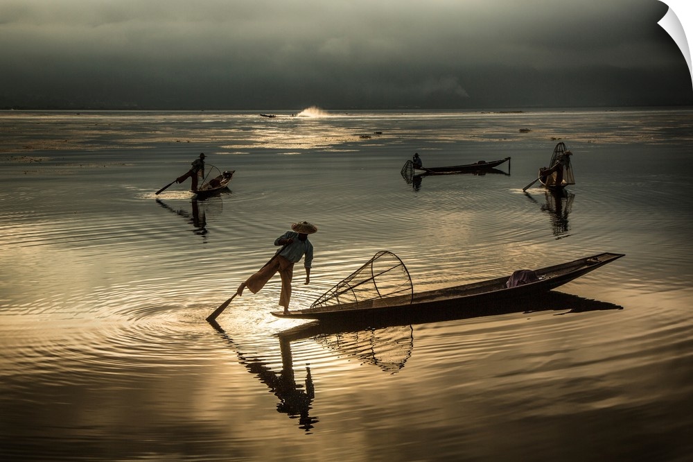 Inle Lake fisherman at sunrise.