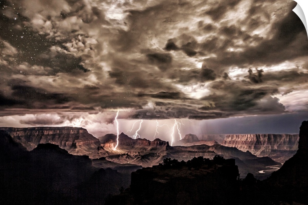 Amazing lightning bolts over the Grand Canyon at night