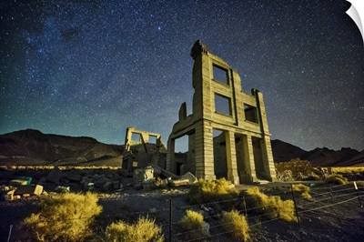 Night sky over Rhyolite Ghost Town by Death Valley National Park