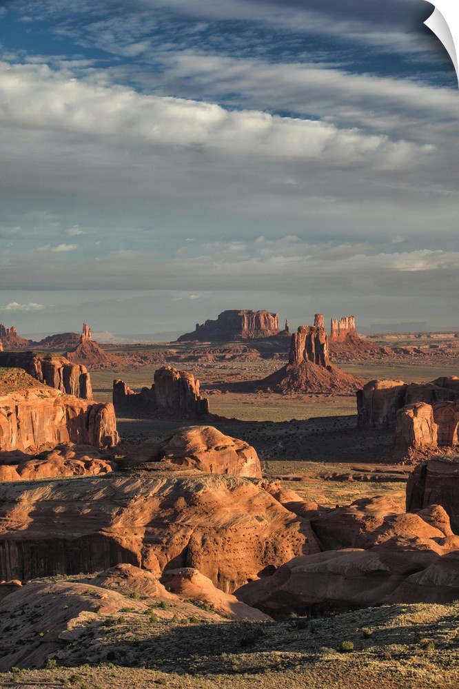 Picturesque Hunts Mesa rock formation in Monument Valley, Arizona
