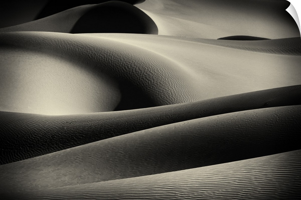 Large photo on canvas of a zoomed in view of sand dunes.