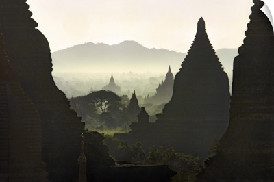 Sunrise over the temples of Bagan, Burma