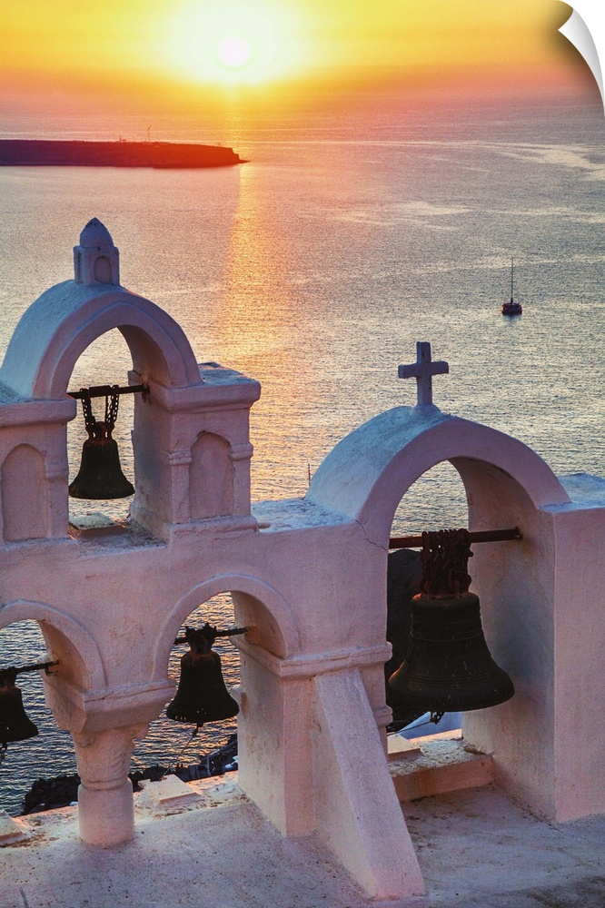 Sunset in Oia, Santorini