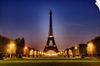 The Eiffel Tower at sunrise, Paris, France