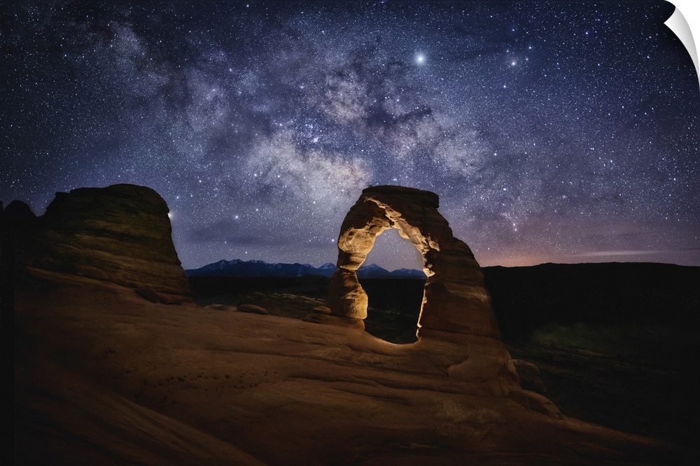 The Milky Way over Delicate Arch in Arches National Park