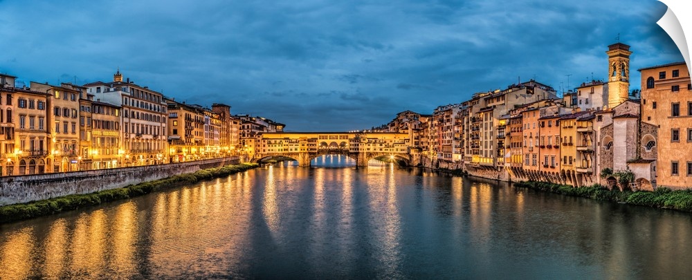 The Pontevecchio Bridge in Florence after dark.