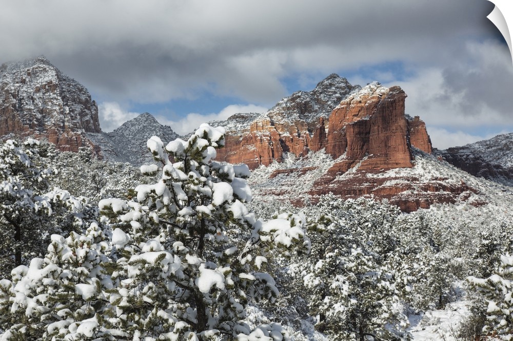 The red rocks of Sedona, Arizona covered in snow.