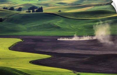 Tractor working in the wheat fields of the Palouse, Washington