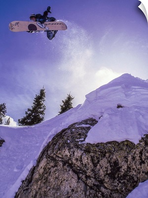 Jay Nelson Snowboarding in Loveland Pass