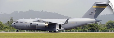 A C-17 Globemaster III of the U.S. Air Force at Langkawi Airport