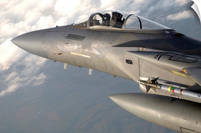 A F15 Eagle patrols the sky during a combat air patrol mission