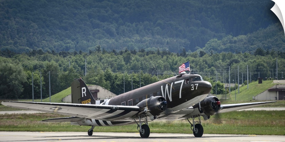 May 26, 2014 - A U.S. Air Force C-47 Skytrain aircraft lands at Ramstein Air Base, Germany, before heading to Normandy, Fr...
