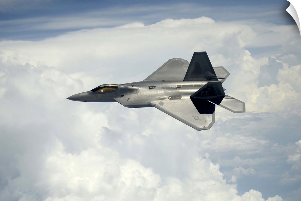 July 10, 2012 - A U.S. Air Force F-22 Raptor aircraft in flight over Maryland.