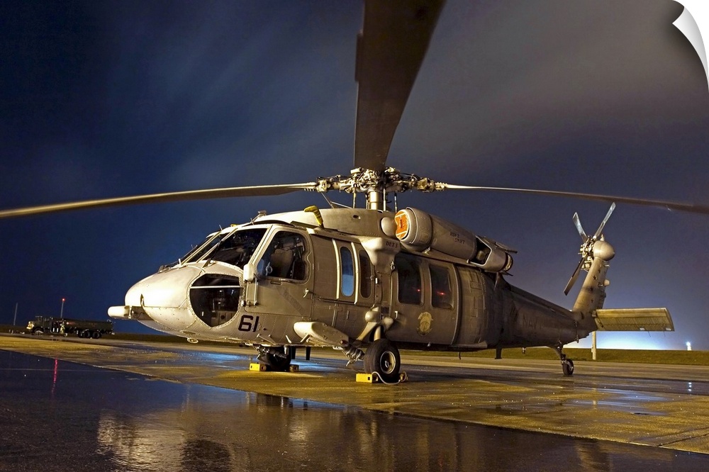 A US Navy MH60S Seahawk helicopter