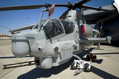 AH1Z Super Cobra attack helicopter