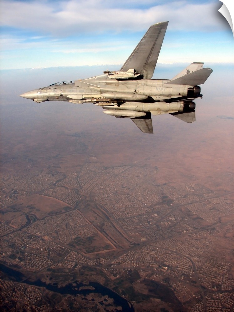 An F-14D Tomcat conducts a mission over Northern Iraq.