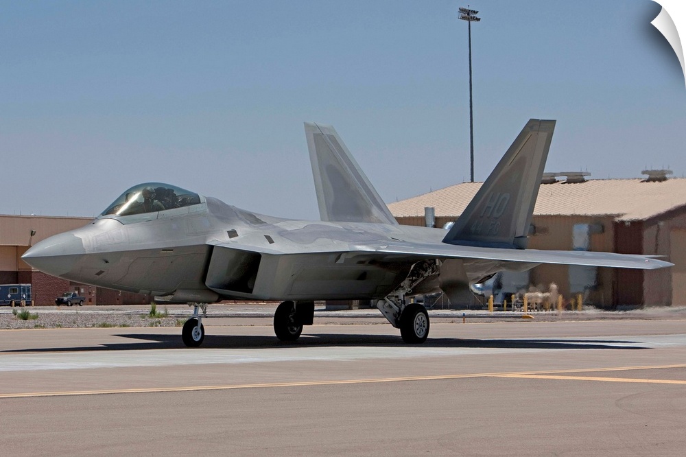 An F-22 Raptor taxi's to the runway for a training mission out of Holloman Air Force Base, New Mexico.