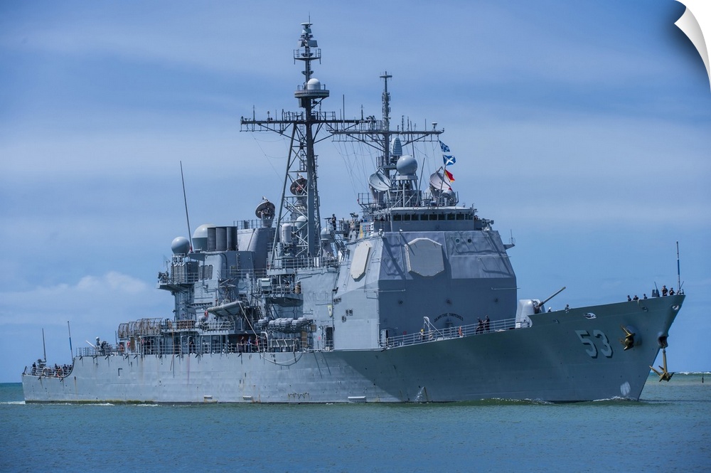 Pearl Harbor, August 2, 2016 - Guided-missile cruiser USS Mobile Bay (CG 53) arrives at Joint Base Pearl Harbor-Hickam dur...