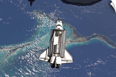 Space Shuttle Atlantis over the Bahamas