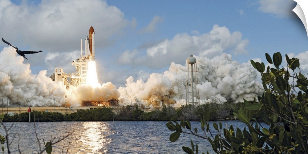 Space Shuttle Discovery launch