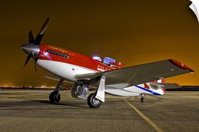 Strega, a highly modified P 51D Mustang racer