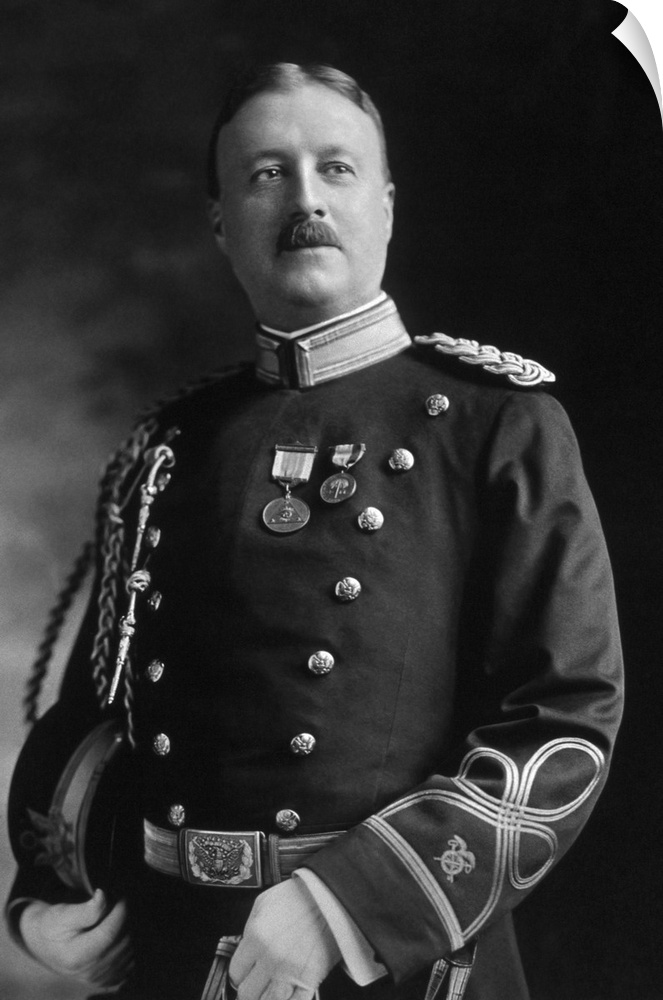 Vintage portrait of Captain Archibald Butt in his military uniform.