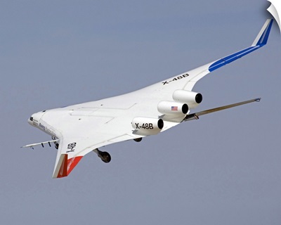X48B Blended Wing Body in flight