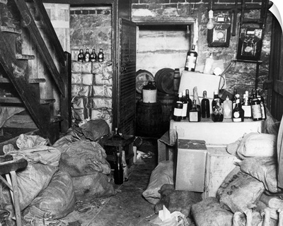 $30,000 worth of bootleg liquor found in St. Louis, Missouri, 1931
