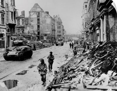 American troops on patrol through the ruins of Cologne, Germany, 1945