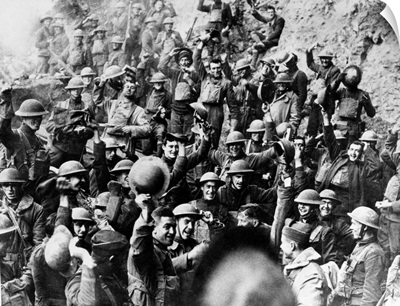 American troops receive news of the armistice agreement ending World War I, 1918