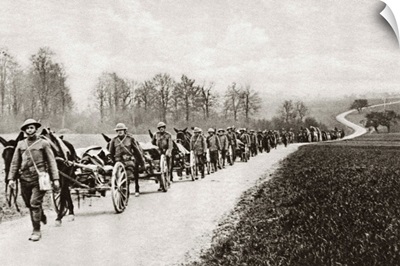 An American machine-gun section on a road in Flanders during World War I, 1917