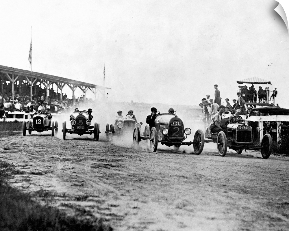 Racing near Washington, D.C., in 1922.