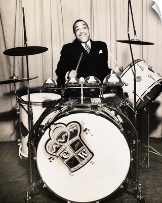 Chick Webb (1909-1939), American Jazz drummer and big band leader