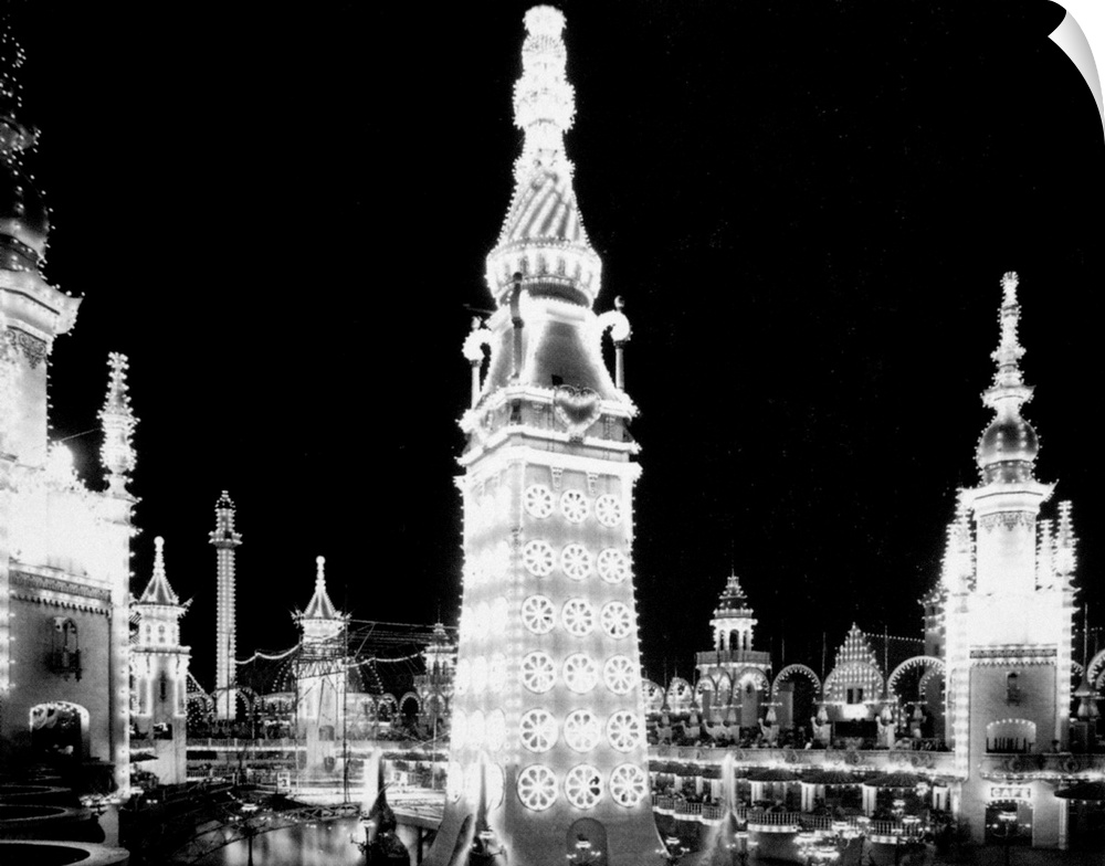 Luna Park amusement park at night, Coney Island, Brooklyn, New York. Photograph, 1905.