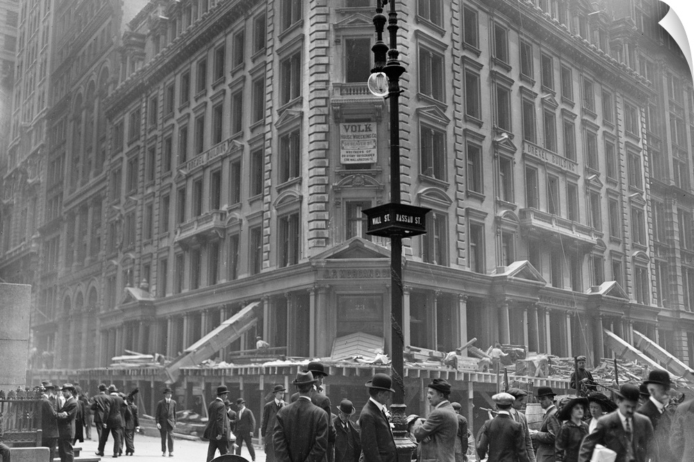 Demolition of the J.P. Morgan Bank at 23 Wall Street in New York City. Photograph, May 1913.