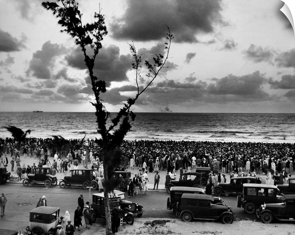People gather at sunrise at Miami Beach, Florida, 1927. Photograph likely taken on 17 April 1927, when thousands of people...