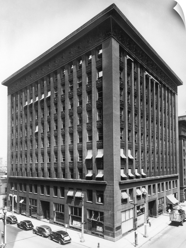 Exterior of the Hemmelmann-Spackler Real Estate Company in St. Louis, Missouri. Photograph, 1930s.