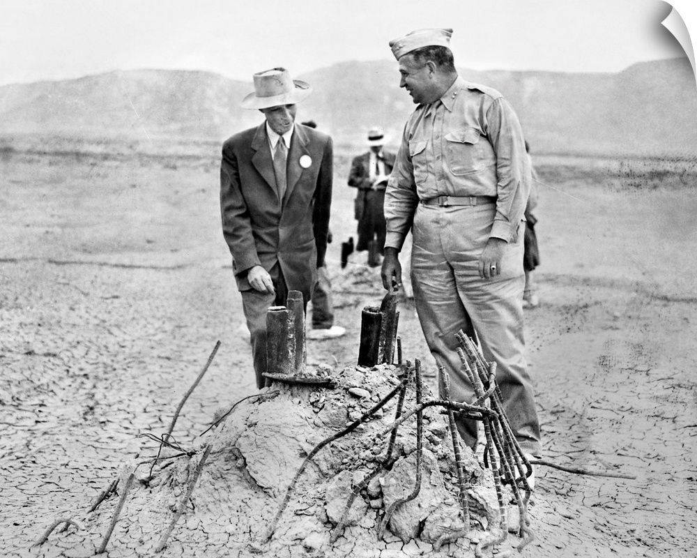 (1904-1967). American physicist. Oppenheimer (left) as scientific director of the Manhattan Project during World War II, i...