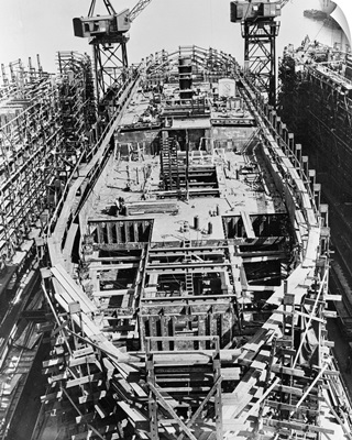 Liberty Ship, 1943, under construction