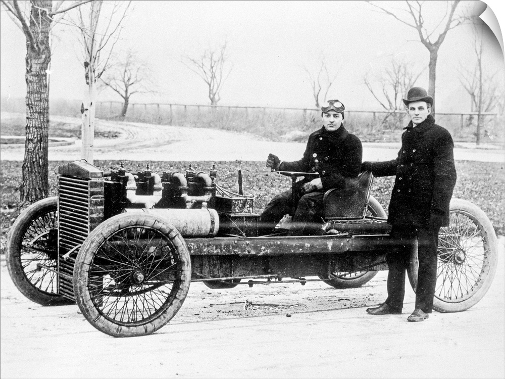Barney Oldfield, Henry Ford and the 999 Racer. Photograph, 1902.