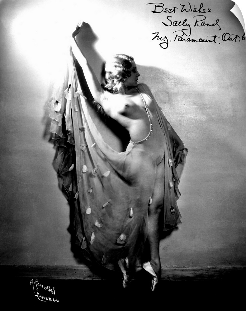 American burlesque dancer. Photographed in 1933.