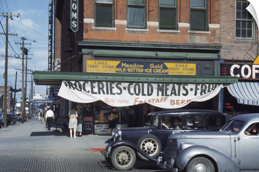 The Eagle Fruit Store and Capital Hotel in Lincoln, Nebraska. Photograph by John Vachon, 1942.
